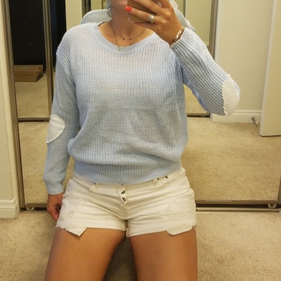 LAST ONE!! Light blue pullover with heart sleeve - Picture 8 of 8